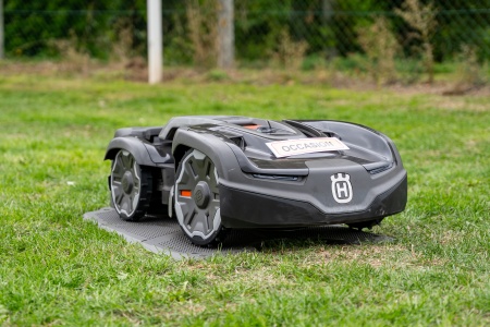 OCCASION TONDEUSES AUTONOMES / ROBOTS AM435AWD Husqvarna Automower