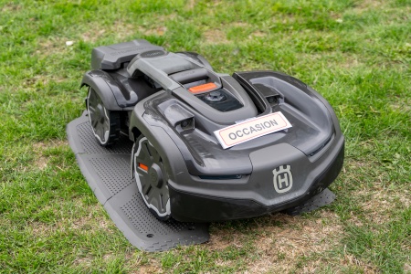OCCASION TONDEUSES AUTONOMES / ROBOTS AM435AWD Husqvarna Automower