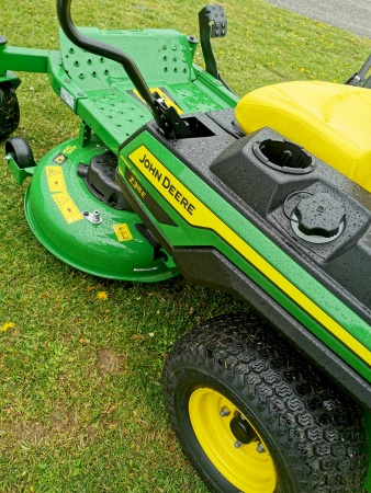 TONDEUSE ZERO-TURN Z315E John Deere