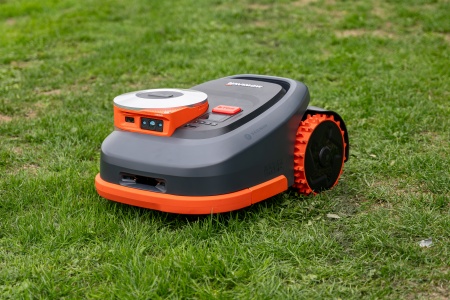 TONDEUSES AUTONOMES / ROBOTS H230E Segway Navimow