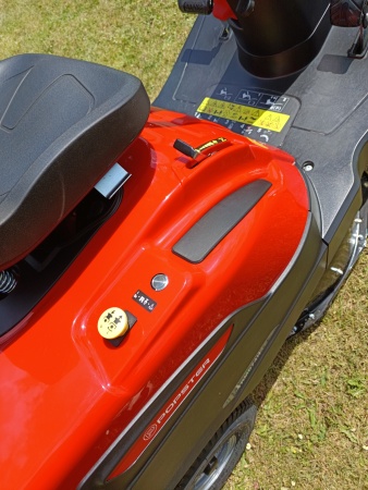 TRACTEUR TONDEUSE TRM074H Popster